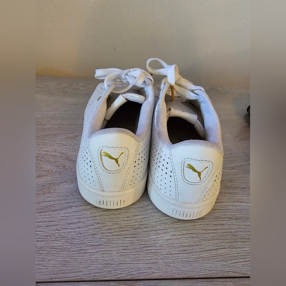 White Puma - Picture 8 of 8